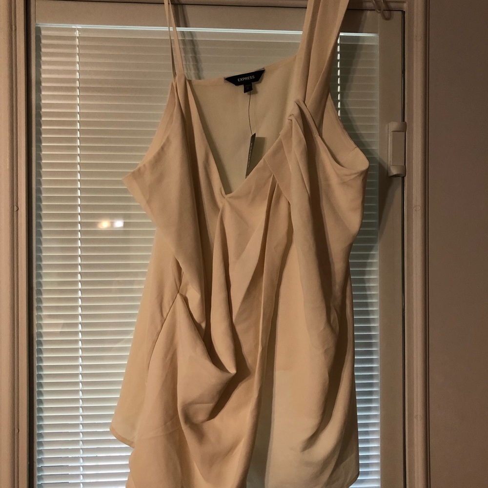 NWT Express Top - Picture 6 of 7